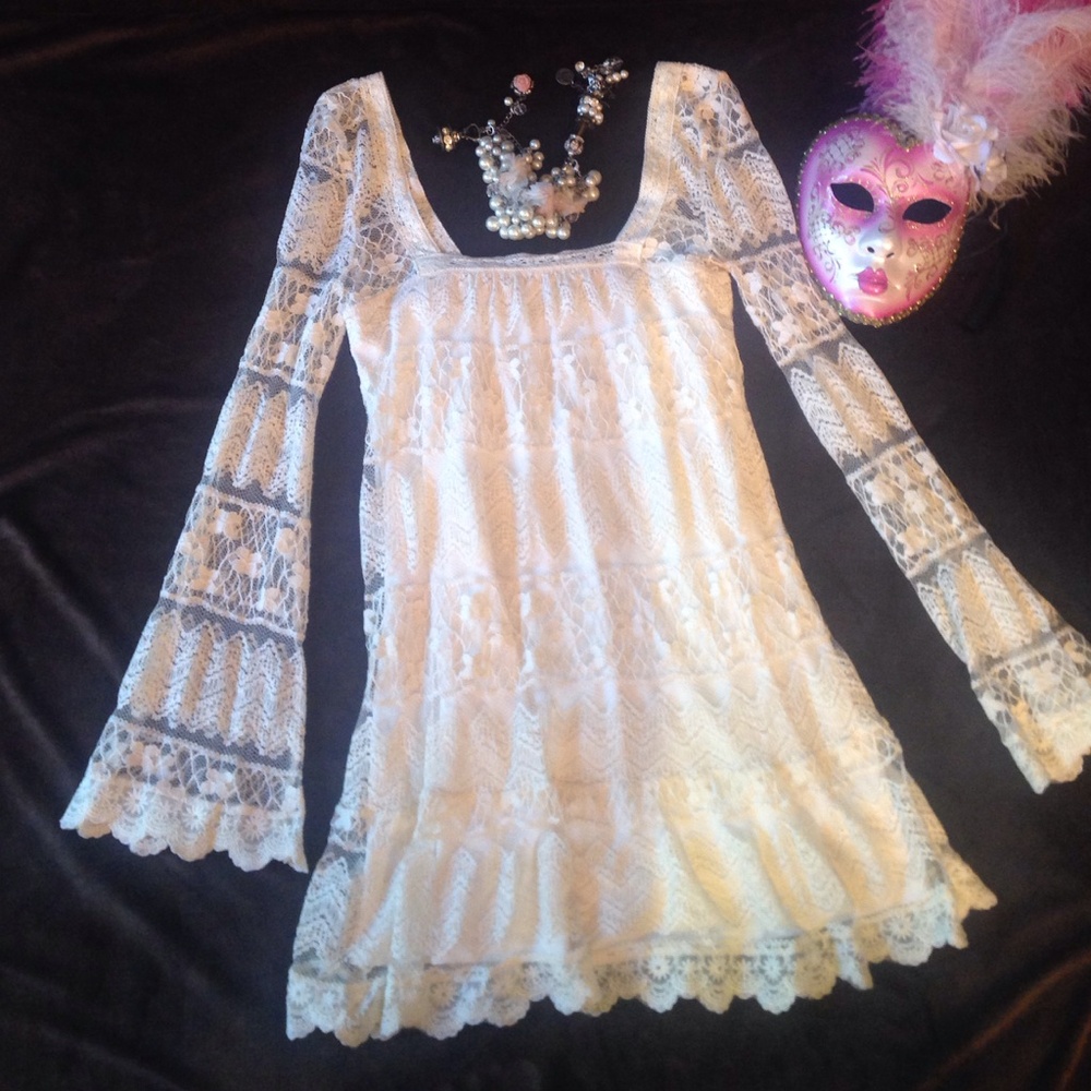 Do you Love LACE!!!! This is your dress!!!